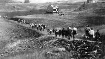 Hikers from the California Alpine Hiking Club, 1923