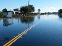 Shoreline Highway inudated by king tide, 2012