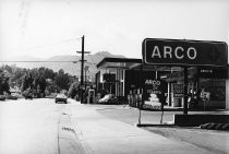 Miller Avenue Arco Station, circa 1962