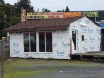 Shoreline Highway building renovation, 2020