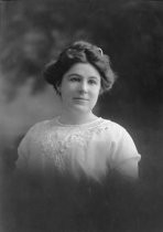 Lillian Margaret Gardner, date unknown