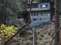 Blithedale Canyon hillside home, 2019