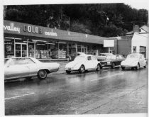 Cars lined up at gas station on Miller Avenue, 1974