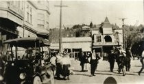 Miller Avenue at Throckmorton Avenue, circa 1901