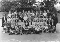 Class Photo Tamalpais Park School, circa 1940