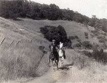 Uniden family horseback riding on Mt. Tamalpais