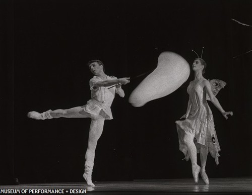 Christopher Stowell and another dancer in Eliot Feld's Papillon, 1986