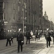 1904 Knights Templar 29th Triennial Conclave , San Francisco: Marching West on Market Street