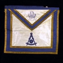 Apron, Fraternal