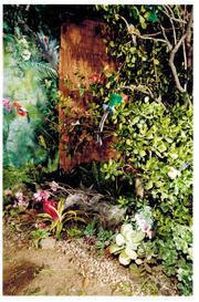 "Avian Alcove", Detail
