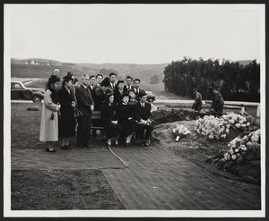 Reburial ceremony attendees, 1948-12-15