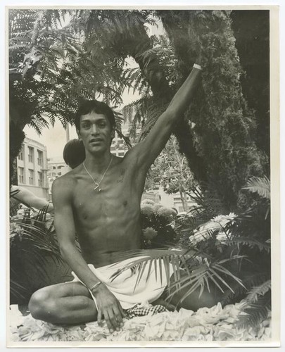 The Watergarden Baths float (San Jose)