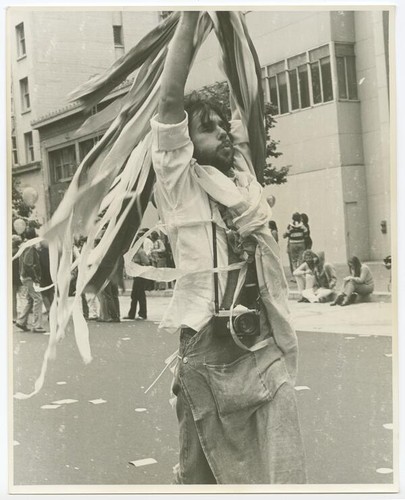 Enthusiastic marcher, Market St