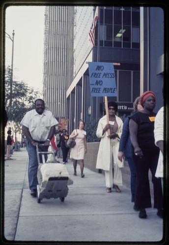 March in Los Angeles for Farr