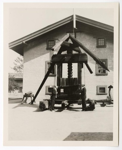 Hay Press