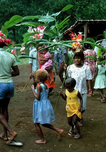 Frank Bolen Toa Dancing in Naronleo 2 of 4