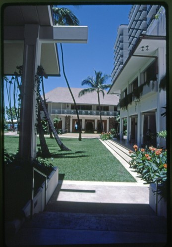 Edward Killingsworth: Halekulani Hotel (Honolulu, HI)