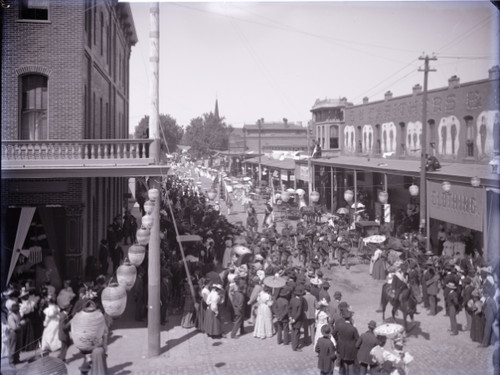 Parade on Ventura Main Street