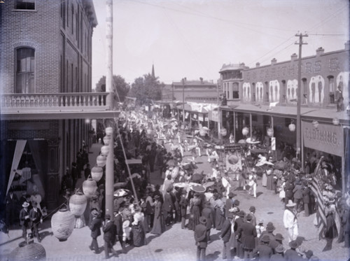 Parade on Main Street, Ventura