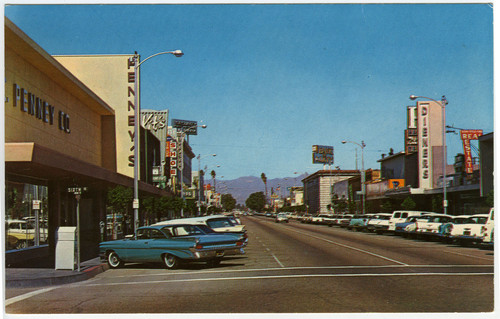 Downtown Oxnard Street View