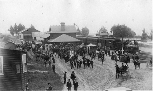 Gathering to Greet Senator Bard at Southern Pacific Railroad Depot