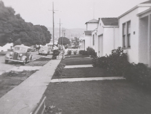Residential Street Scene, Ventura