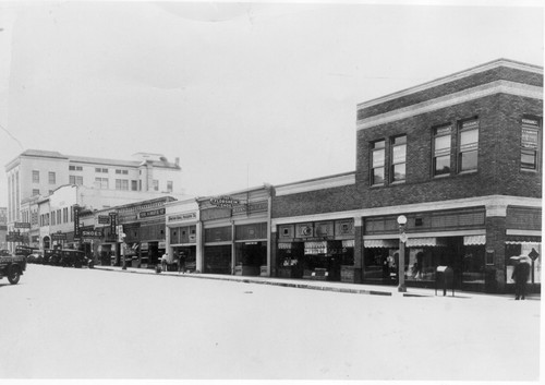 South Side of 400 Block of Main Street