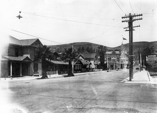 Palm and Santa Clara Streets in Ventura, 1908