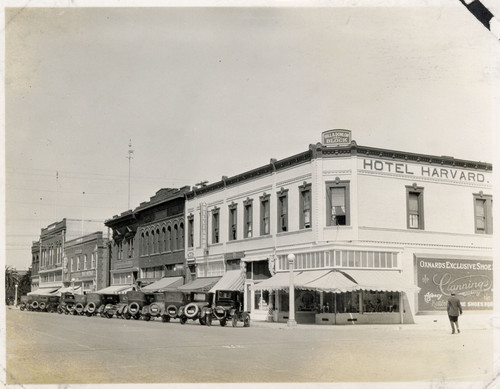 Hotel Harvard, Oxnard