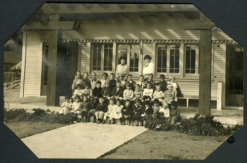 Palm Street Kindergarten, Group Portrait