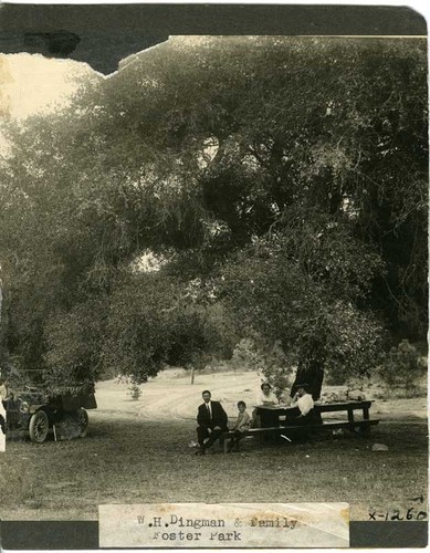 Dingman Family at Foster Park, Ventura