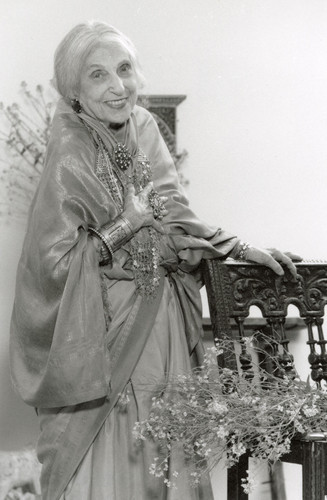 Beatrice Wood, Portrait In Studio