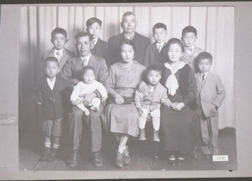 Takasugi Family Portrait, 1932