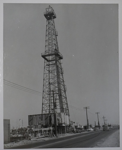 Oil Well Rig Along 5th Street in Oxnard