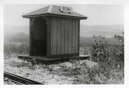 Railroad Shelter for Passengers