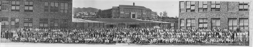 Ventura High School and Junior College Students and Faculty, 1932