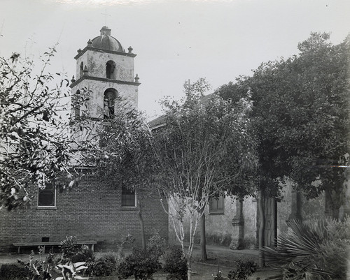 San Buenaventura Mission Garden, 1902