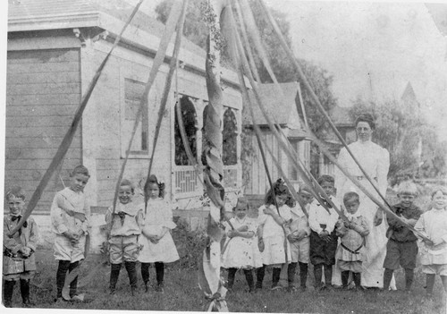 Kids and a May Pole