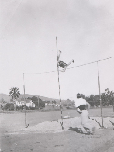 Ventura High School Pole Vaulter