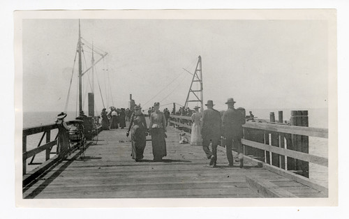 Ventura Pier Scene