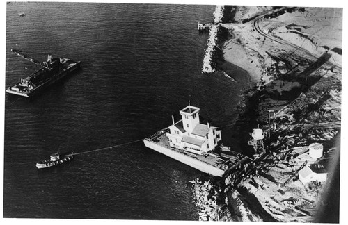 Tugboat Moving the Hueneme Lighthouse