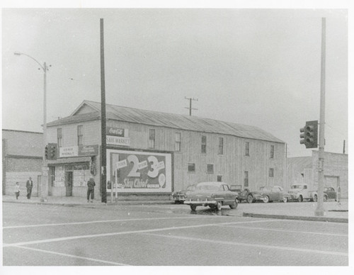 Asahi Market, Side View