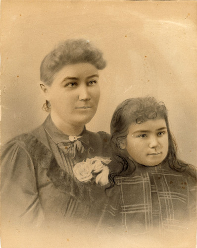 Portrait of Erlinda Arellanes and Aldegunda Delphina Ruiz