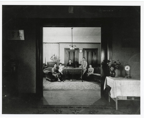 Hanzo Kurihara Family Portrait, 1930