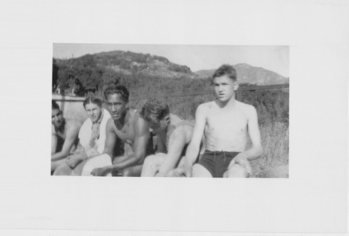 Duke Kahanamoku With Students