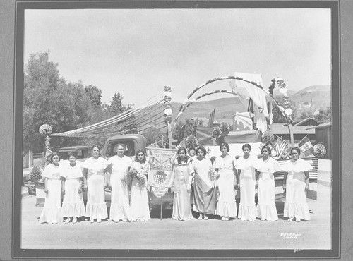 Mexican Independence Day Float in Fillmore