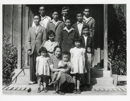 Takasugi Family Portrait, 1941