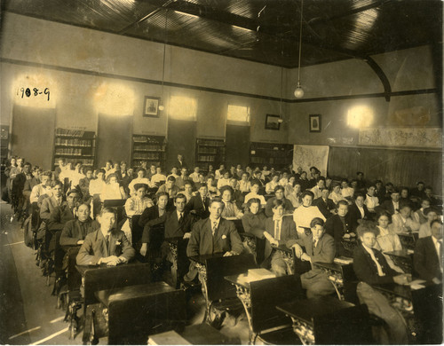 Santa Paula High School Group Photo, 1908-1909