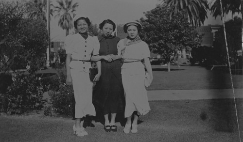 Rosie, Dorothy, and Irene Soo Hoo