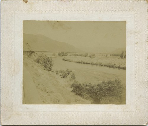 Tressel of flume along Kings River nearing Sanger 1903
